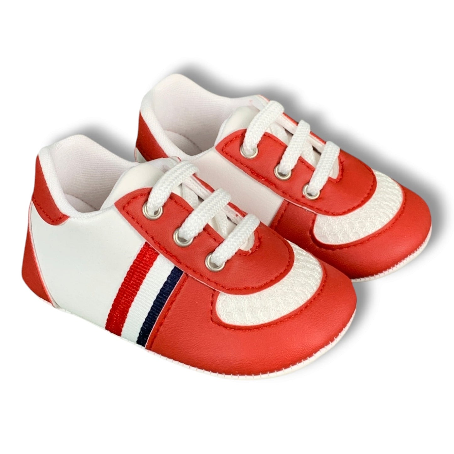 FALSE Item Type: Shoes
Color Family: Navy Blue
Ideal For: Boys
Type: Sport