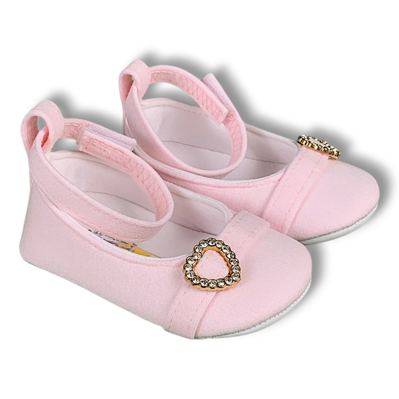 FALSE Item Type: Shoes
Color Family: Pink
Ideal For: Girls
Type: Ballerinas 
