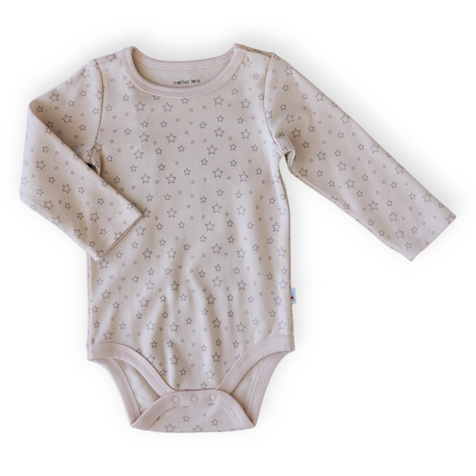 Organic Cotton Stars Body-Body, Bodysuit, Boy, catboy, catgirl, catunisex, Creeper, FW23, Girl, Light Salmon, Long sleeve, Onesie, Salmon, Starts, Unisex-Mother Love-[Too Twee]-[Tootwee]-[baby]-[newborn]-[clothes]-[essentials]-[toys]-[Lebanon]